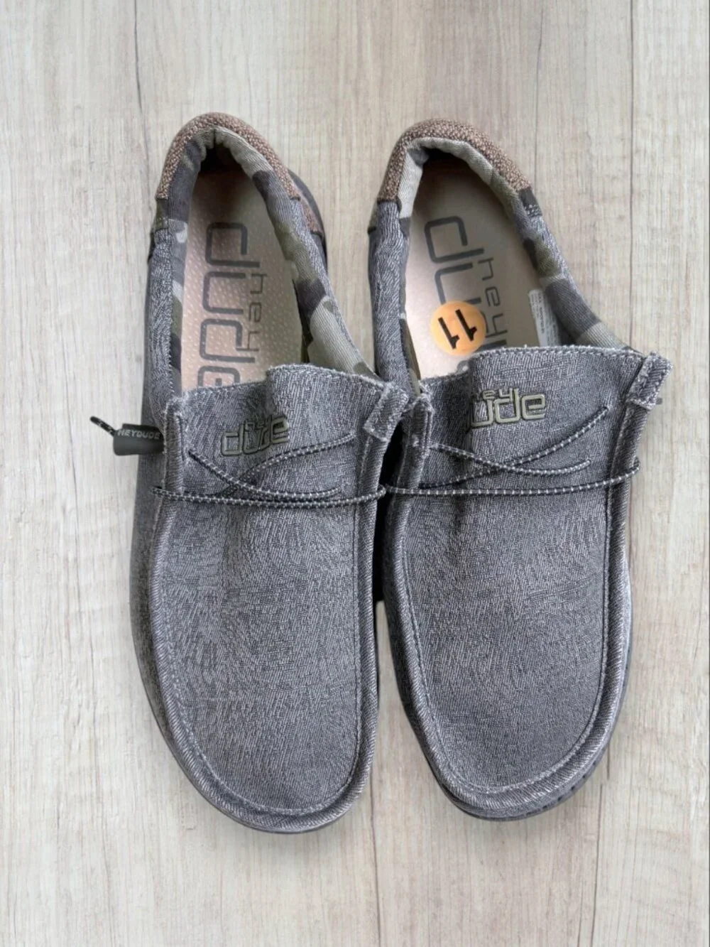 HEYDUDE Wally Blue Camo Canvas Slip On Loafers Men’s Size 11